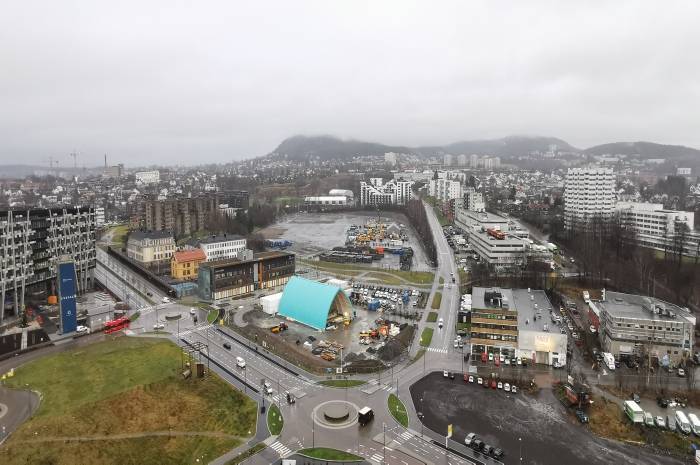 Sirkulær ressurssentral skal opprettes på Økern torg i byggteltet Statsbygg benyttet i regjeringskvartalet. Foto: Lasse Kilvær/Resirqel